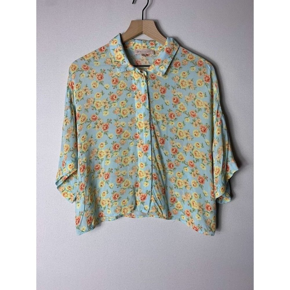 Philosophy Floral Button Down Top Size Medium